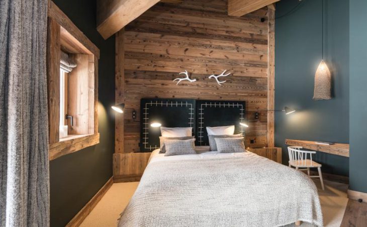 Chalet O Valala, Val d'Isere, Double Bedroom